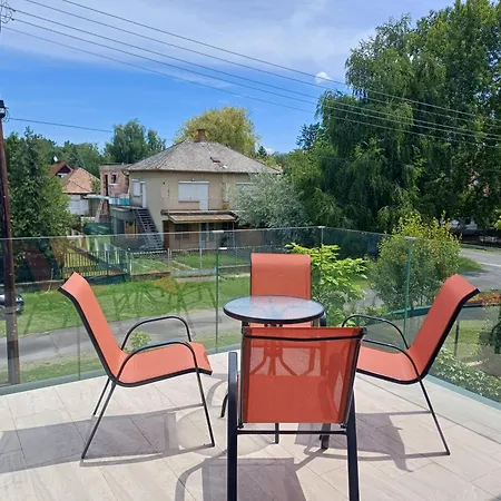 Buzavirag Haz Σπίτι διακοπών