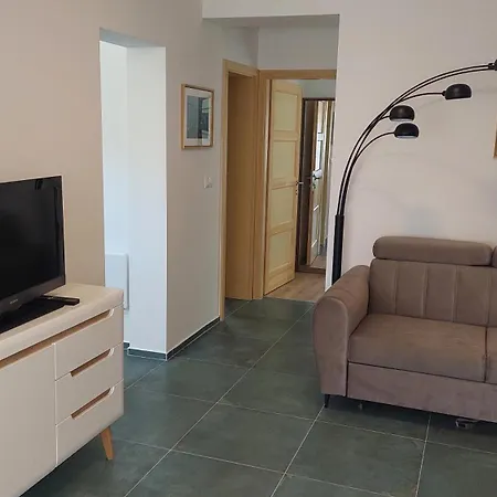 Buzavirag Haz Feriehus Siófok