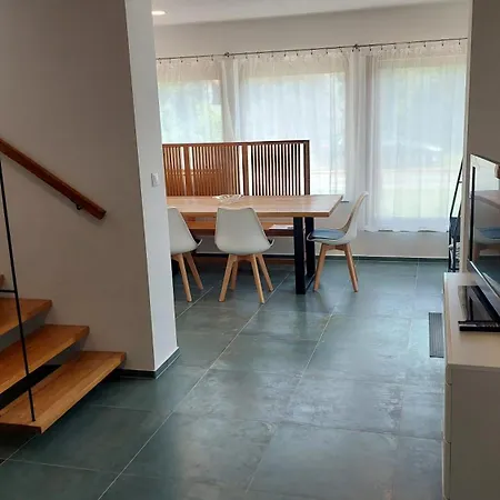 Nyaraló Búzavirág Ház